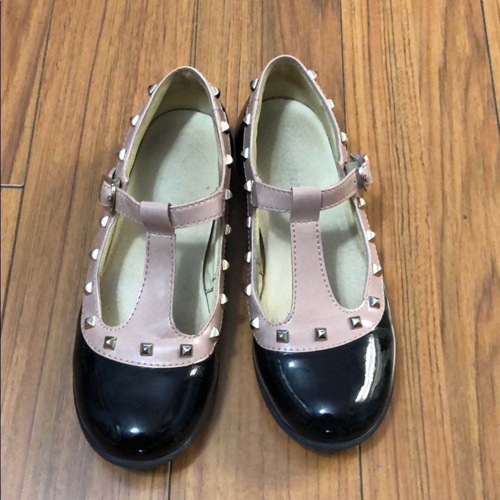 Black Venettini shoes